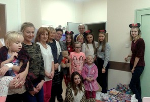 Obchody Światowego Dnia Pluszowego Misia na Oddziale Dziecięcym Szpitala w Kościanie
