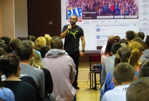 RAP PEDAGOGIA przeciw narkotykom