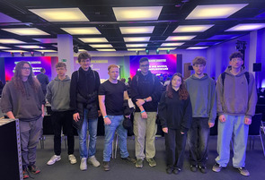 Rozwijamy skrzydła w świecie innowacji! Nasz udział w Startup Hackathon  w Poznaniu